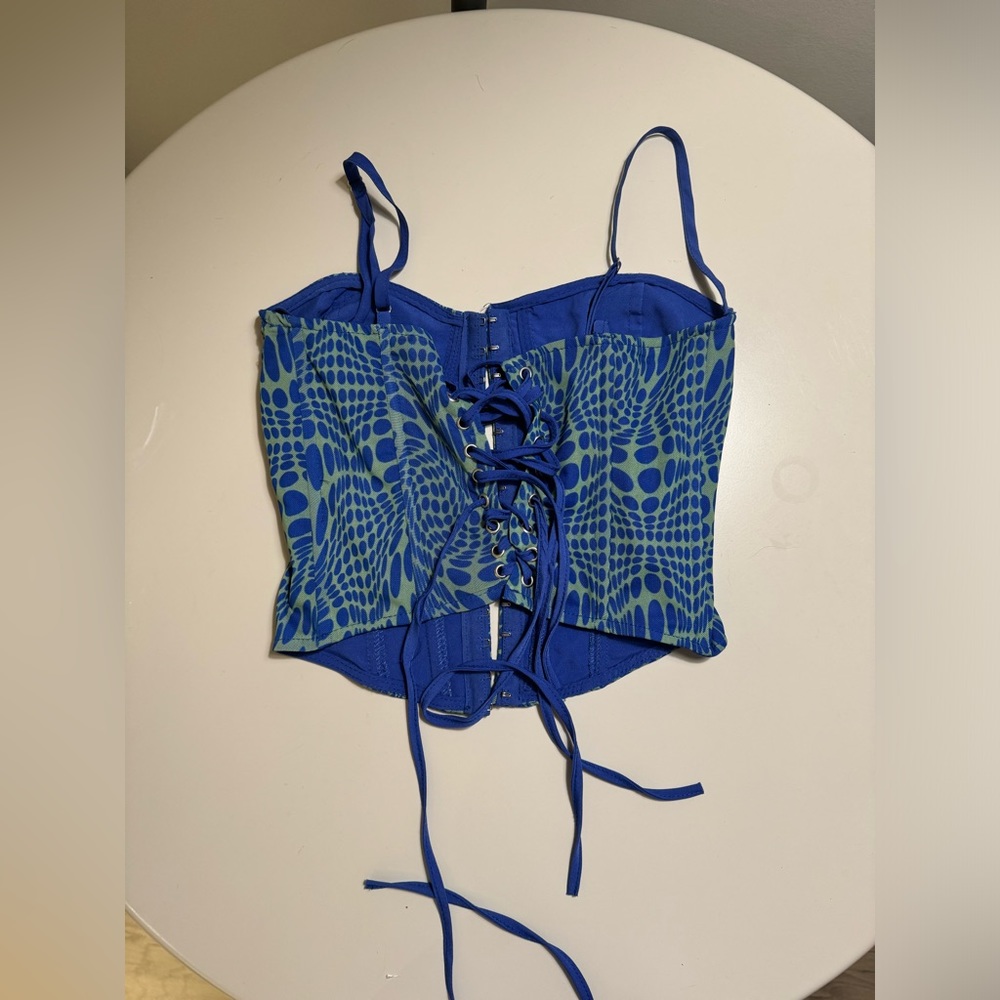 Blue top - Picture 7 of 7